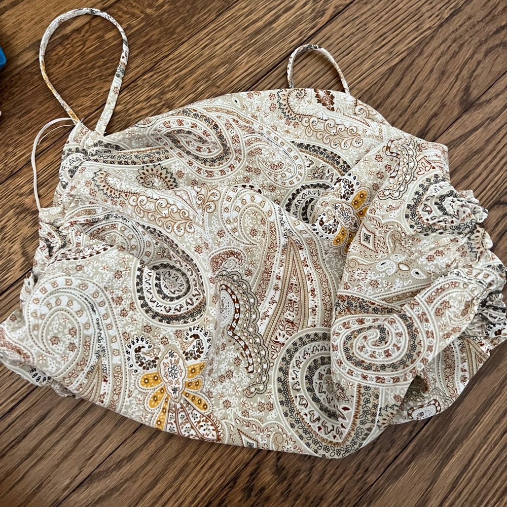 banana pattern top, open back super cute